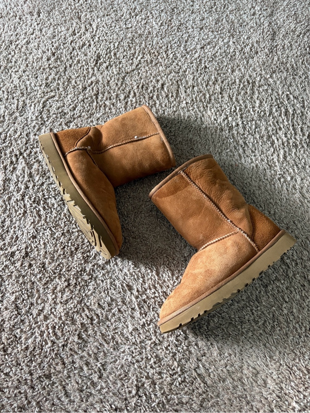 Uggs Classic Chestnut Suede Women's Winter Boots